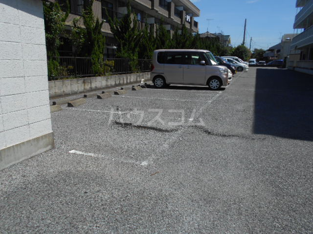 17/26 駐車場
