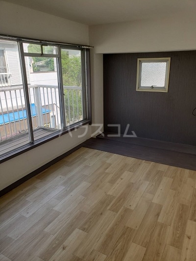 14/30 リビング/ダイニング