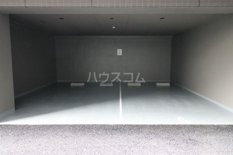14/15 駐車場