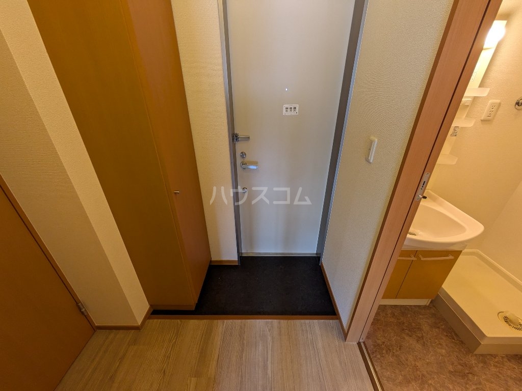 15/30 玄関