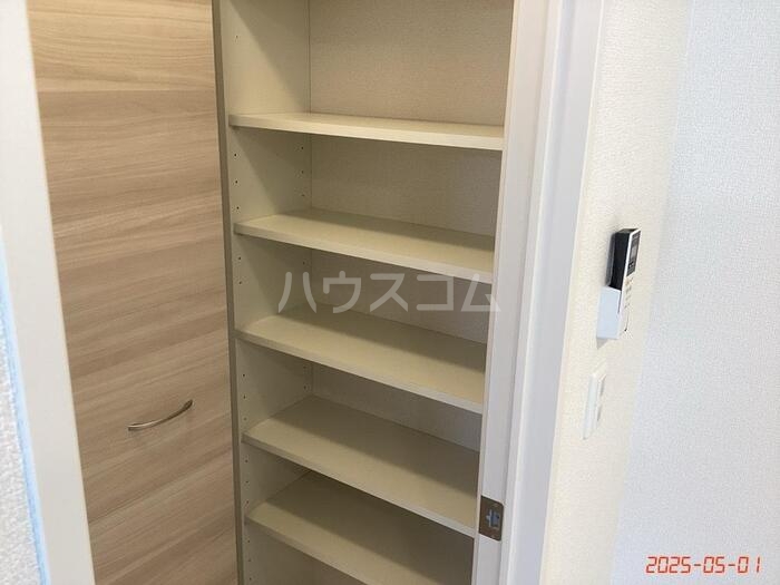 収納