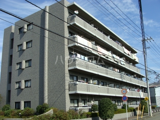 14/19 エントランス