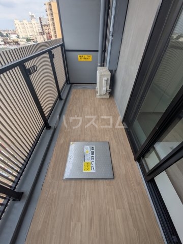 13/30 バルコニー