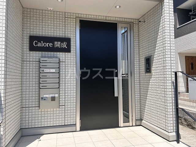 18/22 エントランス