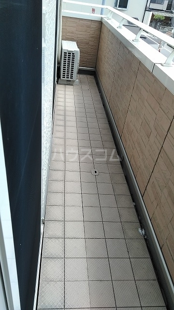 17/29 バルコニー