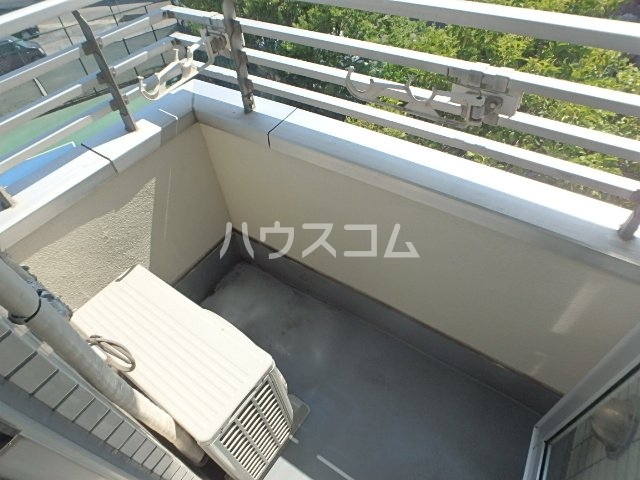 20/27 バルコニー