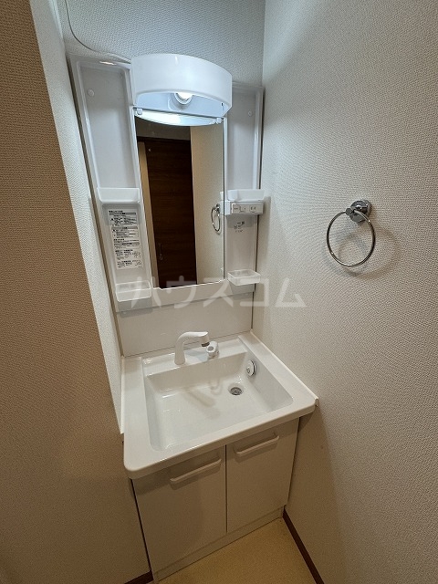 13/30 洗面