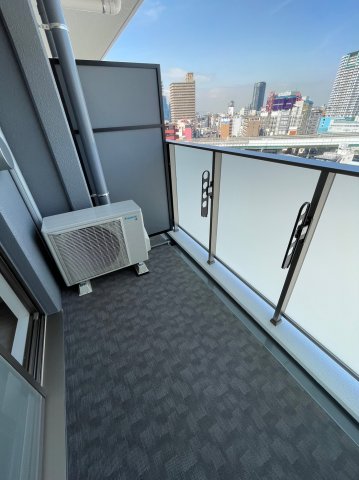 23/30 バルコニー