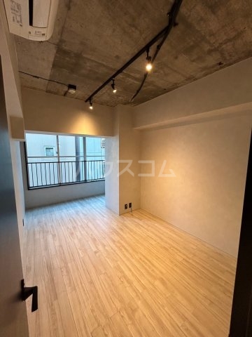13/30 室内