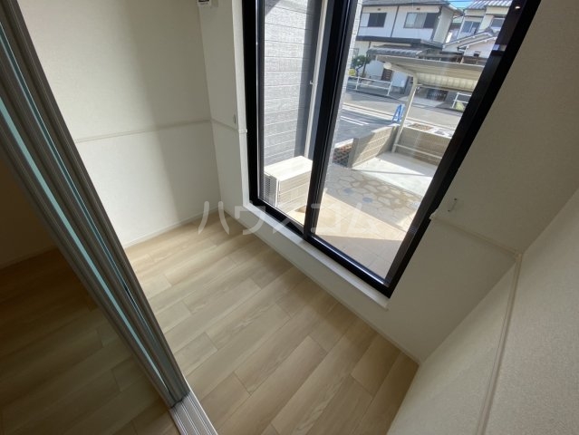 17/30 バルコニー