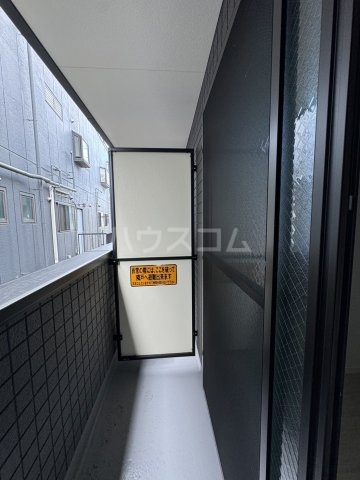 20/30 バルコニー