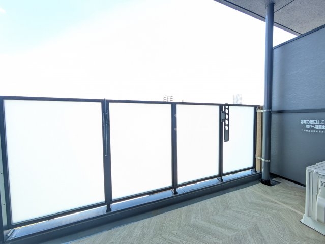 13/28 バルコニー