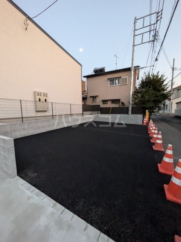 2/7 駐車場