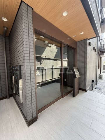 2/10 エントランス