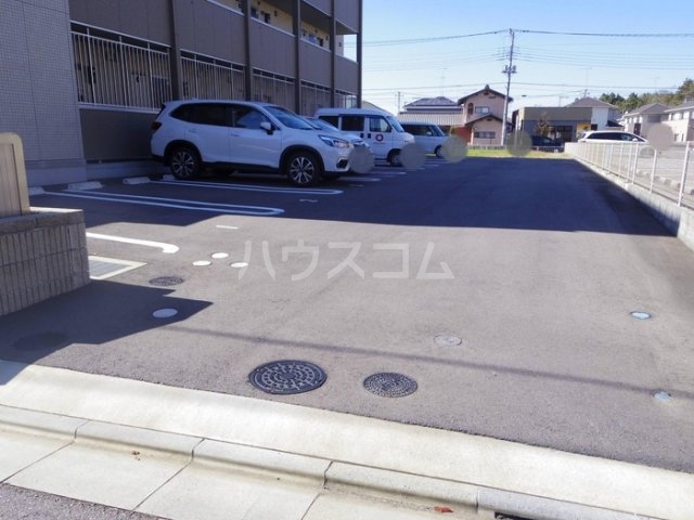19/20 駐車場