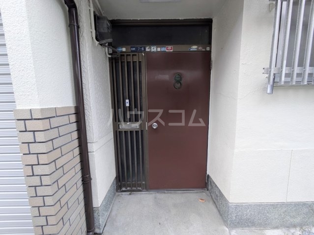 2/6 エントランス