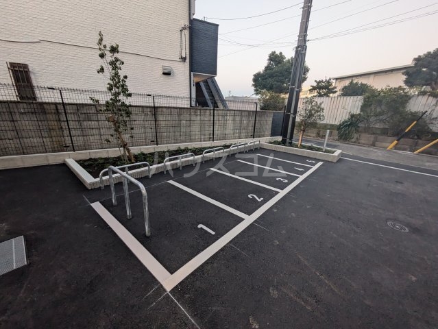 25/30 駐車場