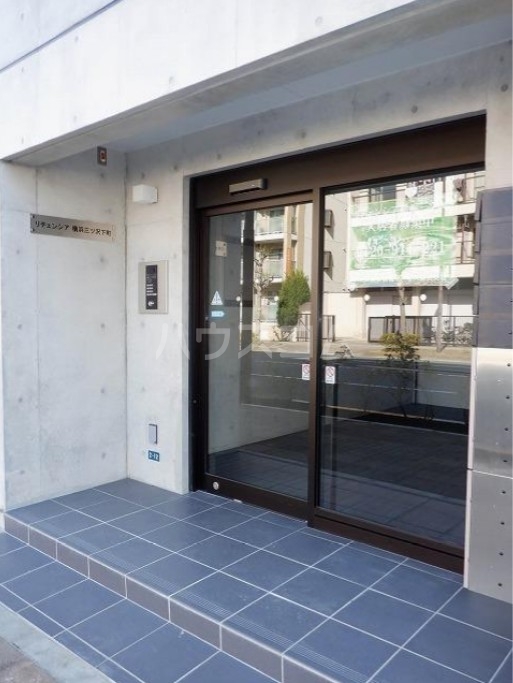 2/7 エントランス