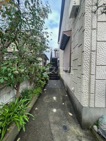 19/20 エントランス