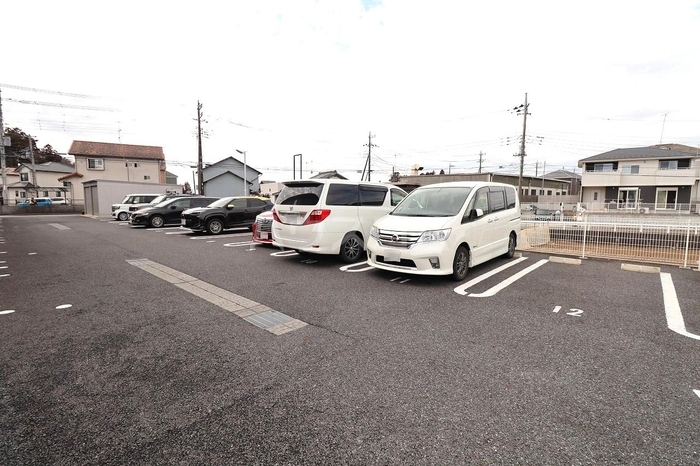 17/21 駐車場