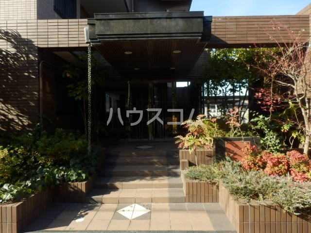 29/30 エントランス