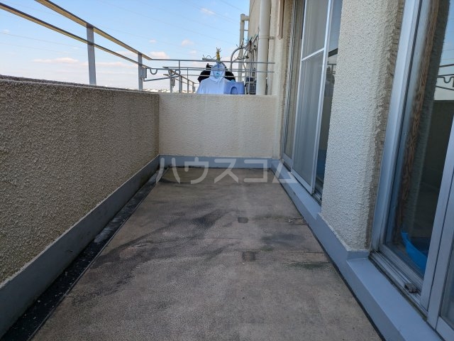 14/28 バルコニー