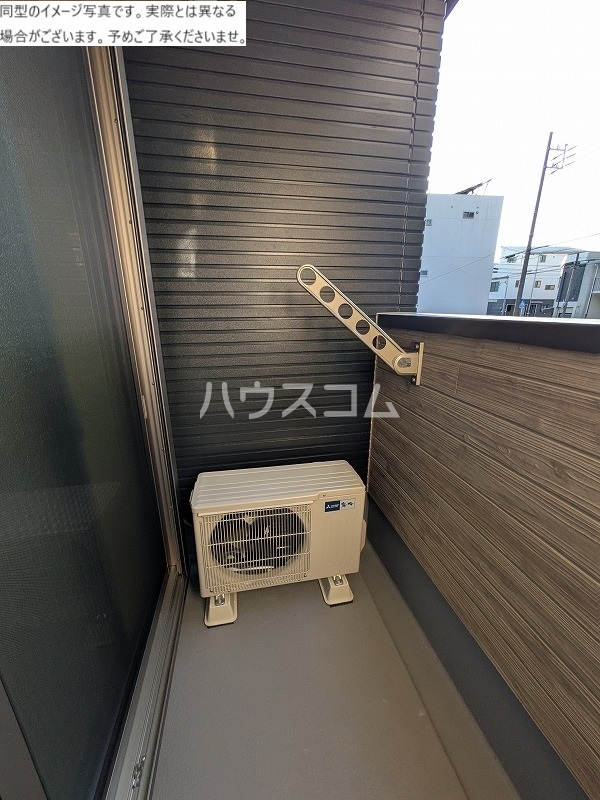 13/22 バルコニー