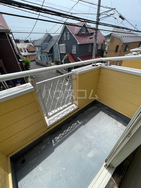 13/18 バルコニー