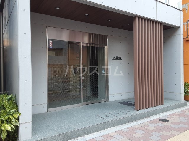 2/4 エントランス