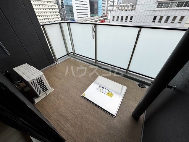 19/30 バルコニー