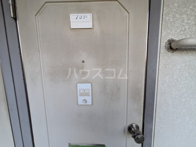 21/26 エントランス