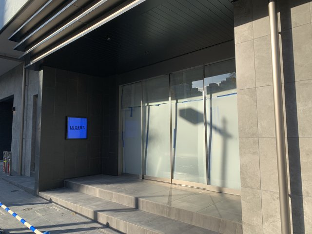 21/30 エントランス