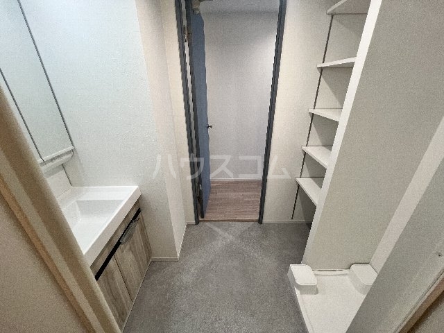 18/30 洗面