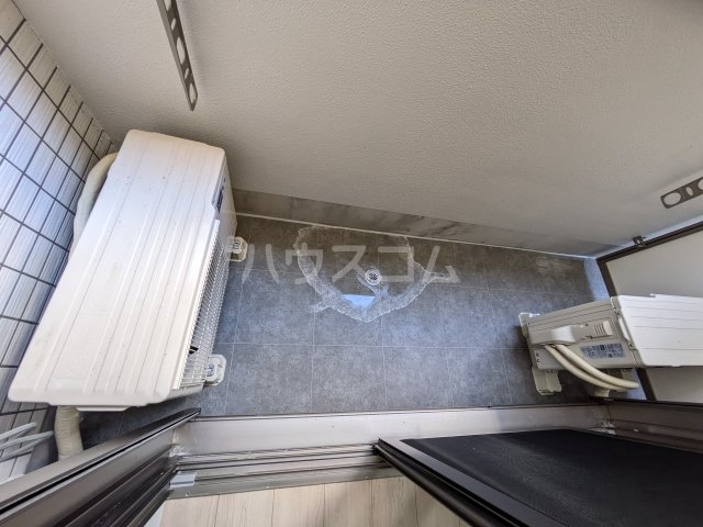21/30 バルコニー