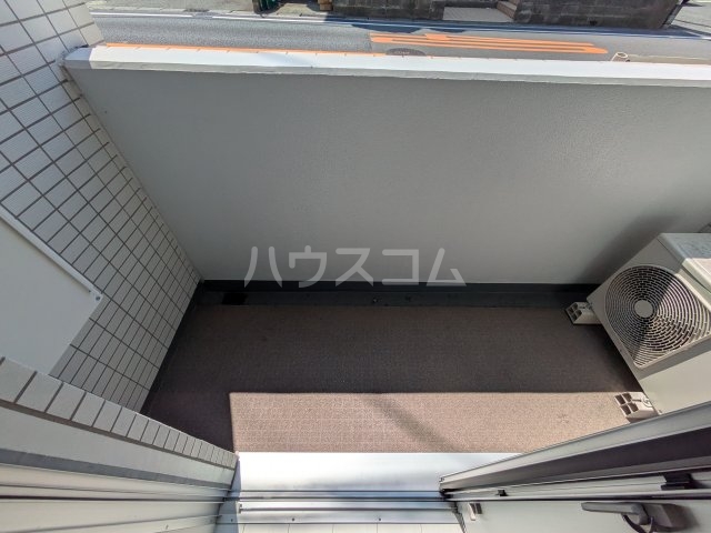 21/30 バルコニー
