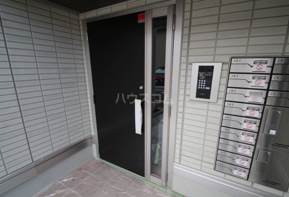 14/21 エントランス