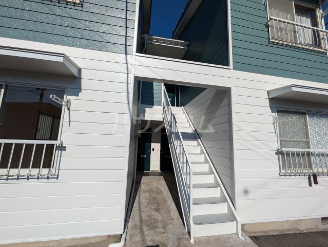 18/21 エントランス