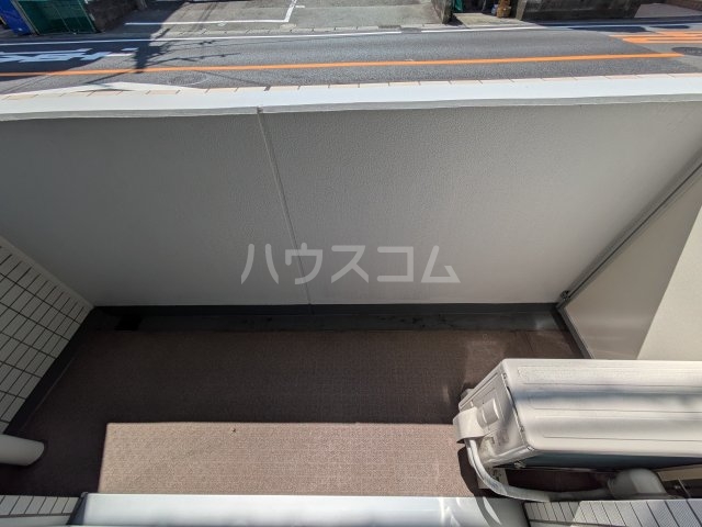 21/30 バルコニー
