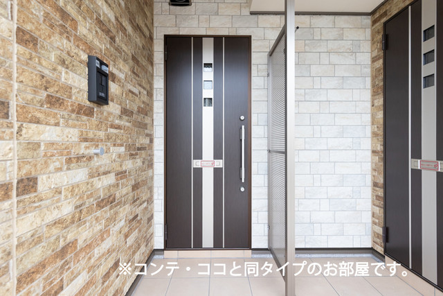 14/20 エントランス