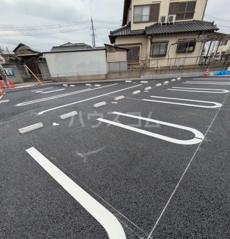 22/28 駐車場