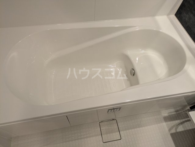 17/30 浴室