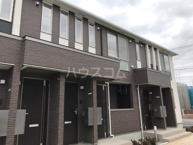 23/30 エントランス