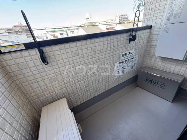 17/30 バルコニー