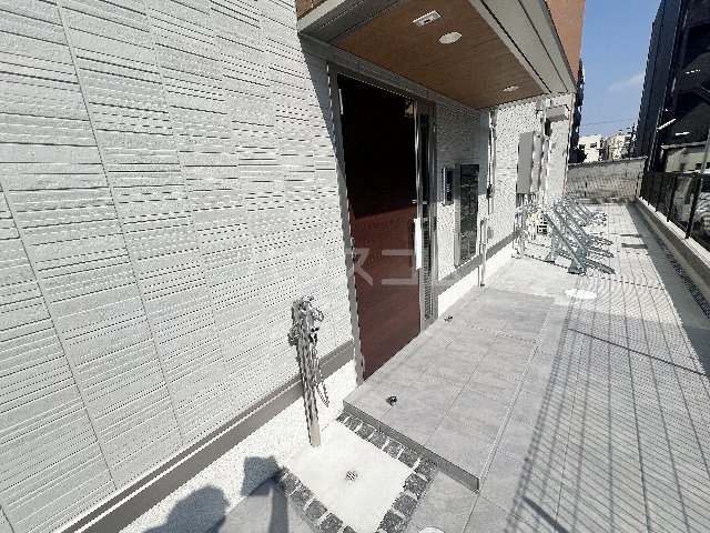 29/30 エントランス