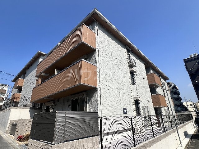 2/4 外観