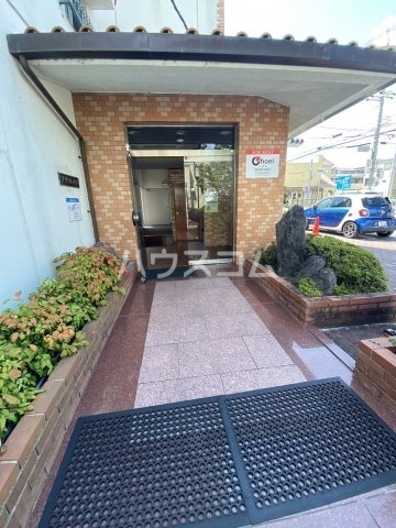 20/22 エントランス