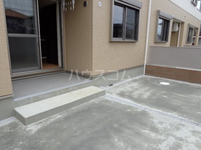 20/28 駐車場