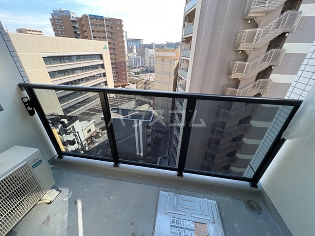 18/26 バルコニー