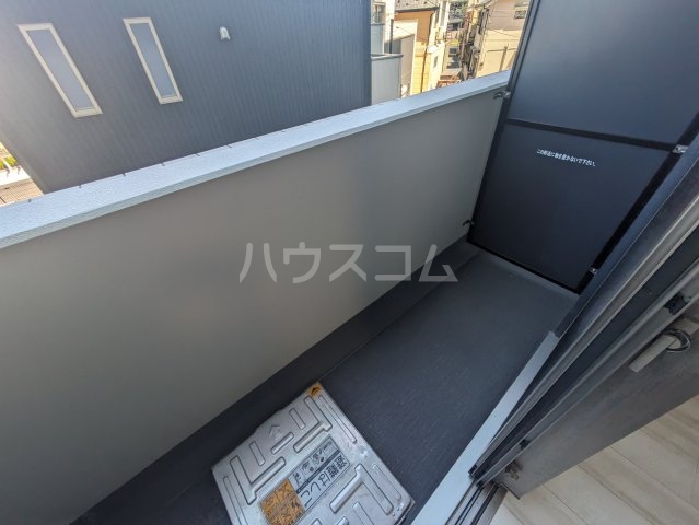 23/30 バルコニー