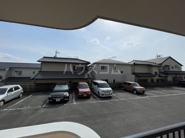 4/12 駐車場